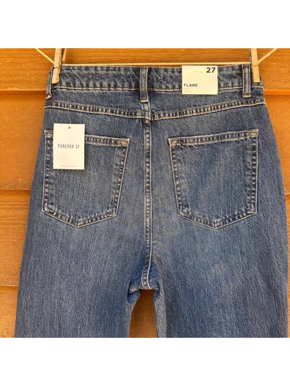 Forever 21 Womens Flared Denim Jeans With Daisy Embroidery & Raw Hem Size 27 - Picture 10 of 14